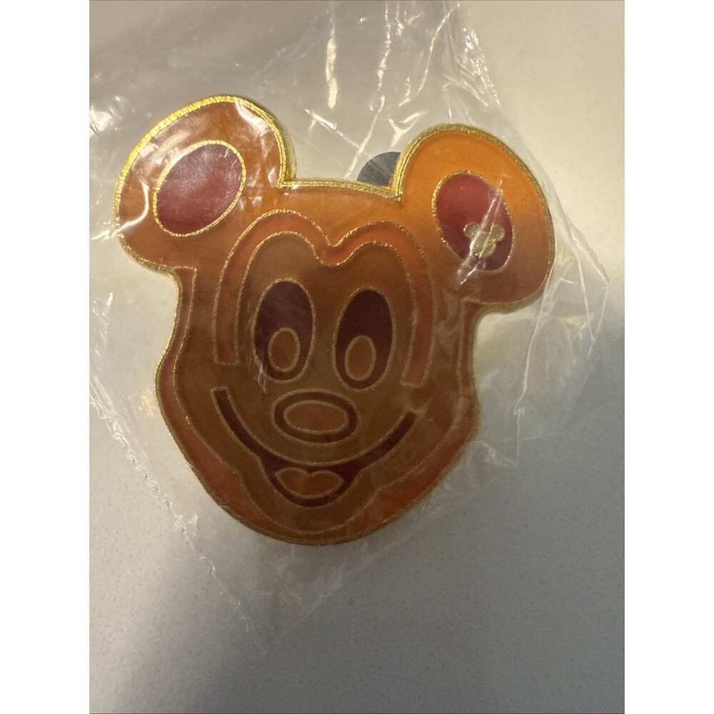 Disney Trading Pin, Hong Kong, Golden Mickey Head,Hidden Mickey, 5 of 12, 2018